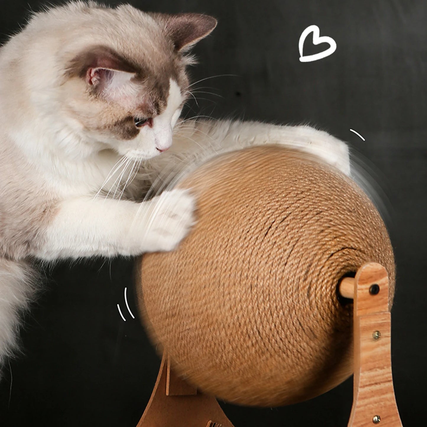 Interaktives Katzenspielzeug mit dem Katzen ihre Krallen schärfen können.